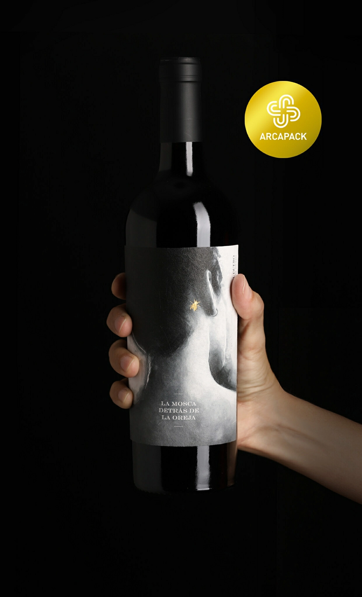 La mosca detrás de la oreja