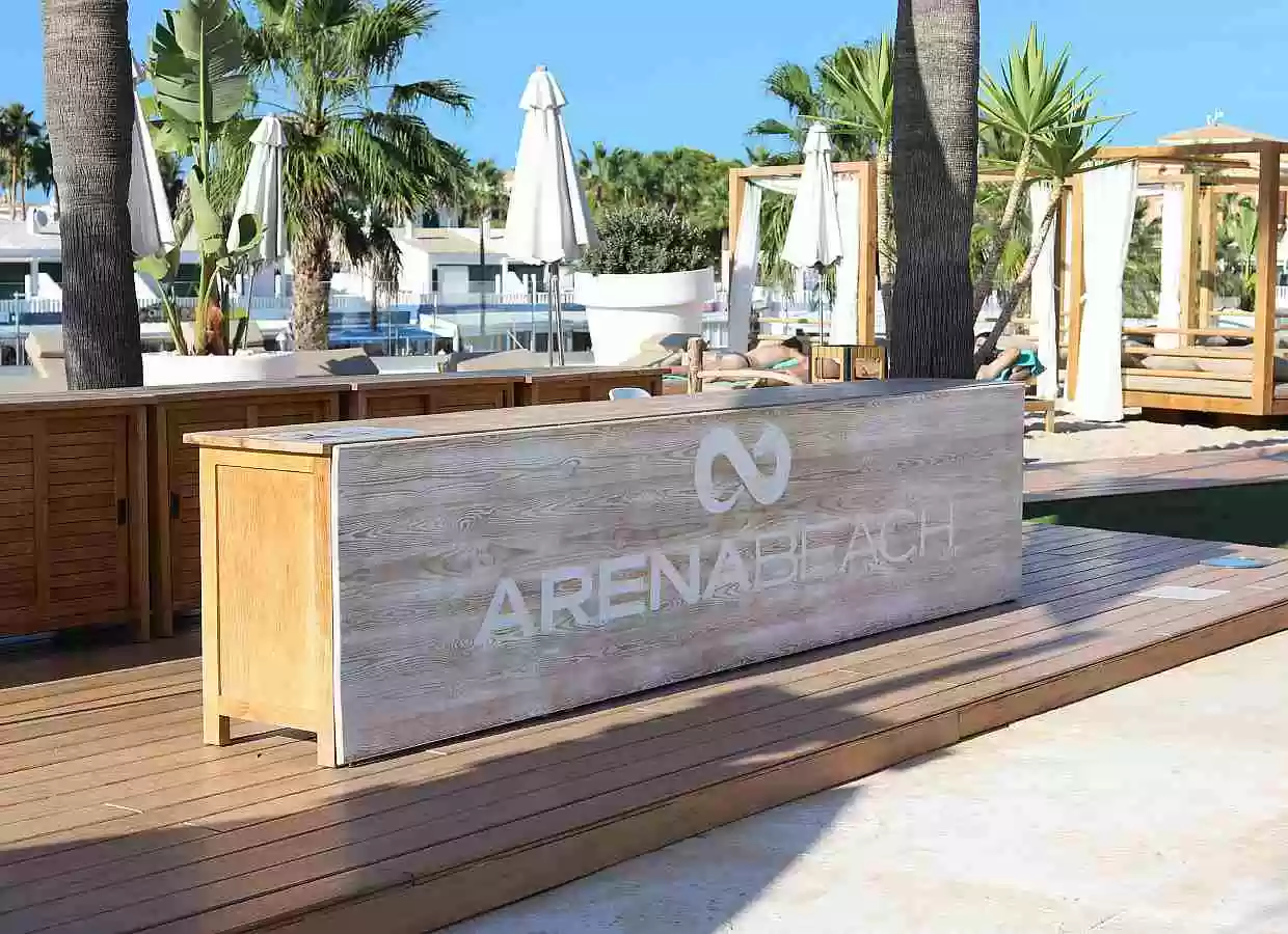 Diseño de logotipo para Beach Club en Menorca