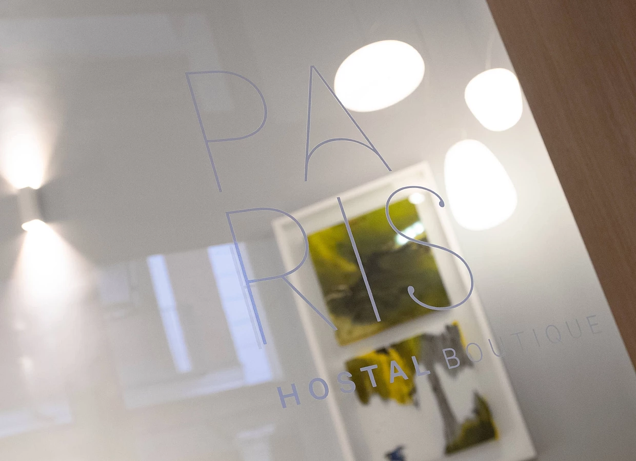 Hostal Paris