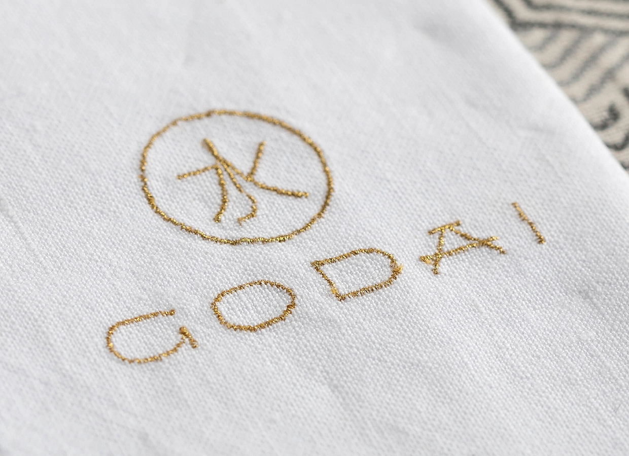 Diseño de logotipo para restaurante Godai Menorca