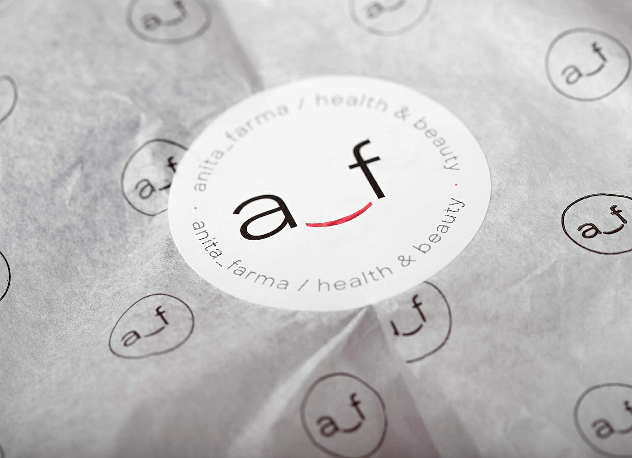 Diseño de logotipo y packaging